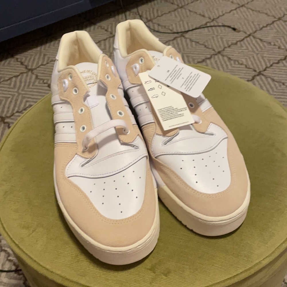 Adidas Rivalry Low Men US13